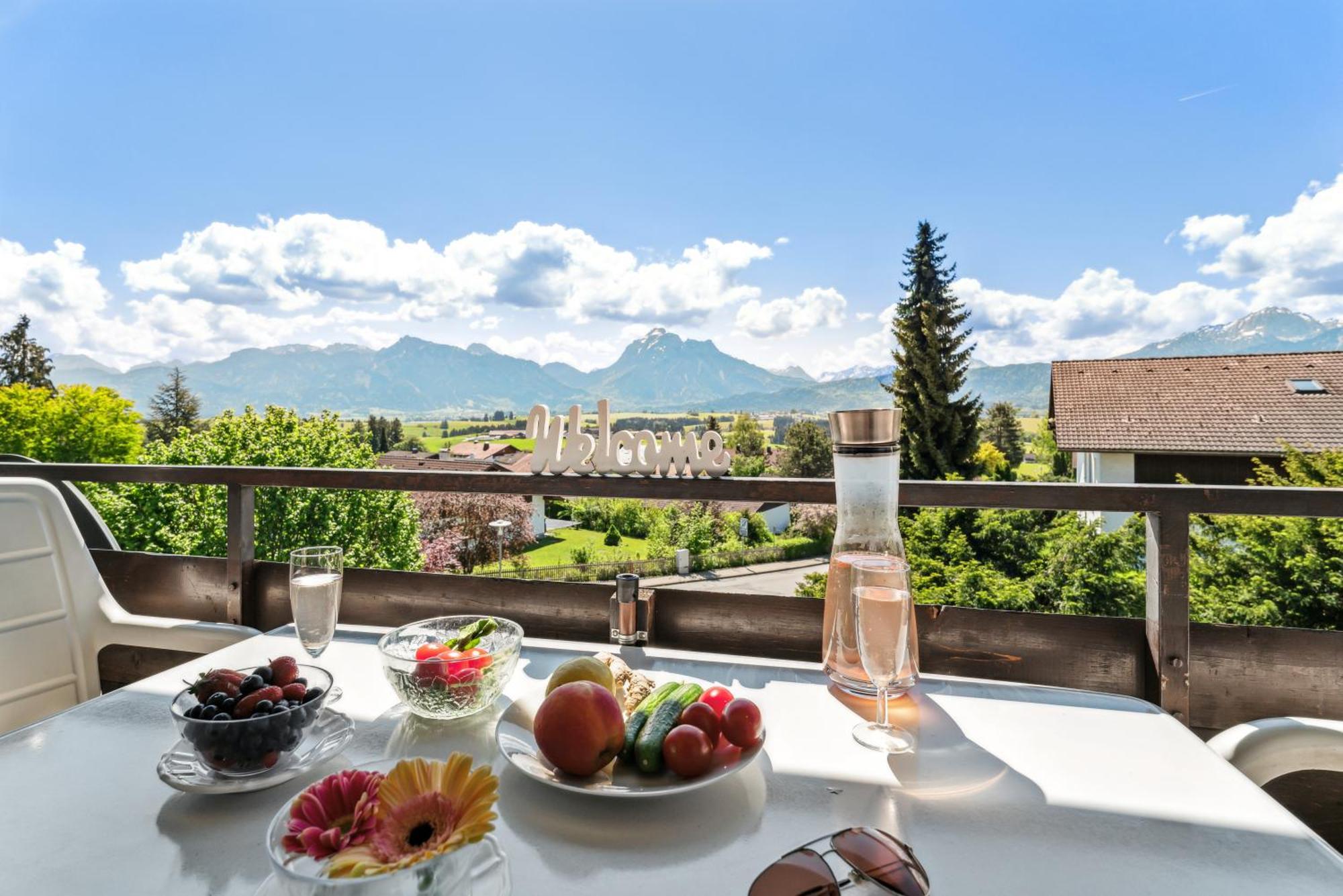 Neuschwanstein-Blick Apartment Fussen Ngoại thất bức ảnh